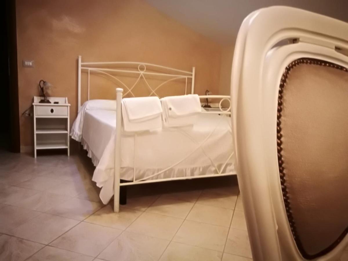 Bed and Breakfast La Rosa Del Barone Cancellara Esterno foto
